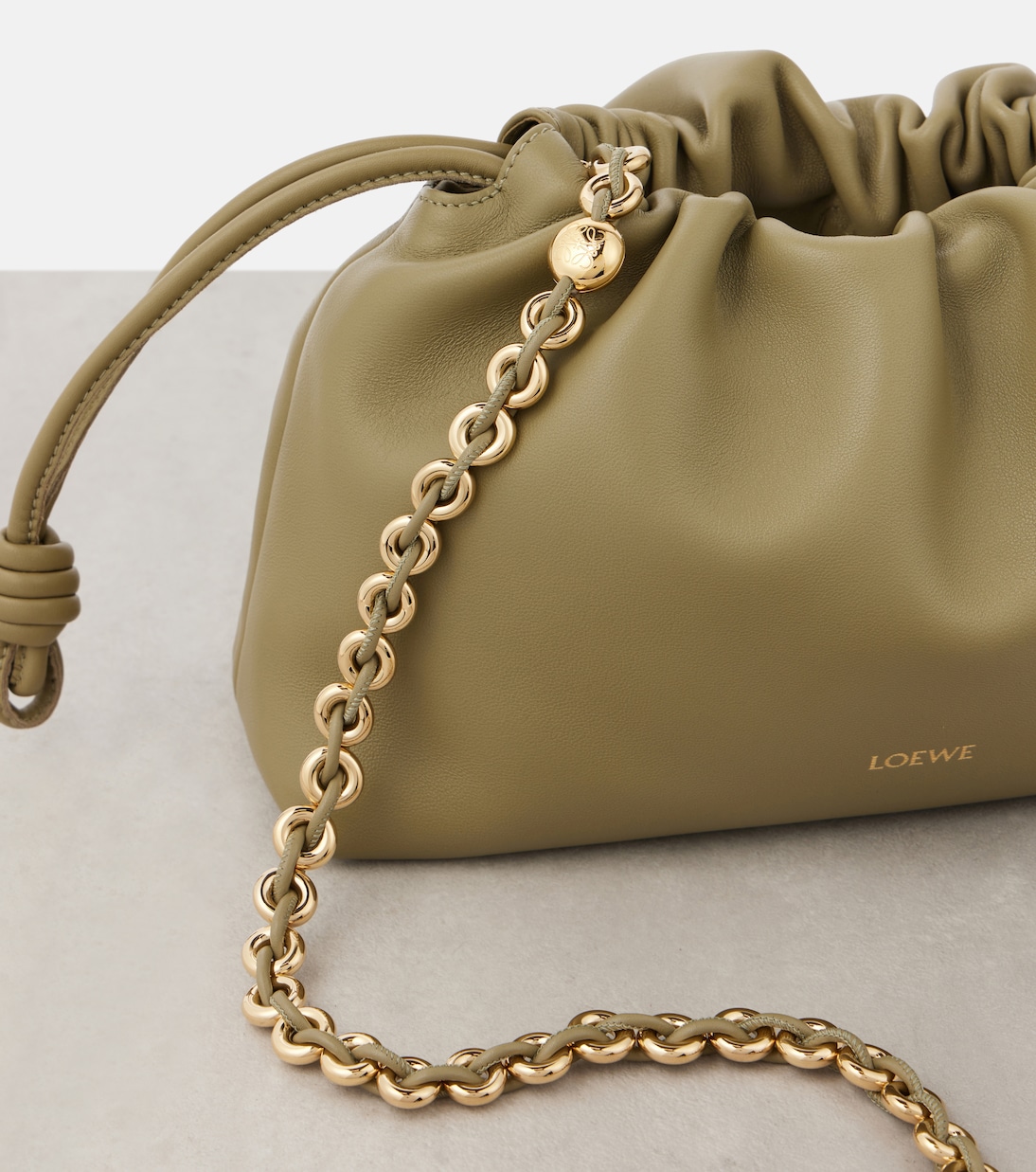 Clutch Flamenco Medium aus Leder | Loewe
