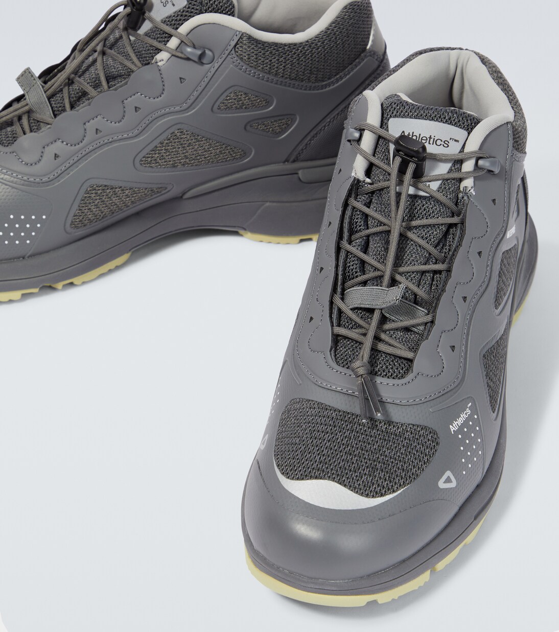 Sneakers One.2 | Athletics Footwear