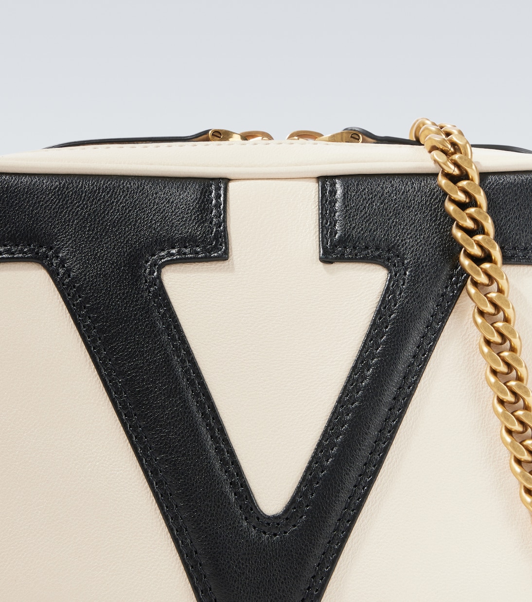 Viva Superstar leather crossbody bag | Valentino Garavani
