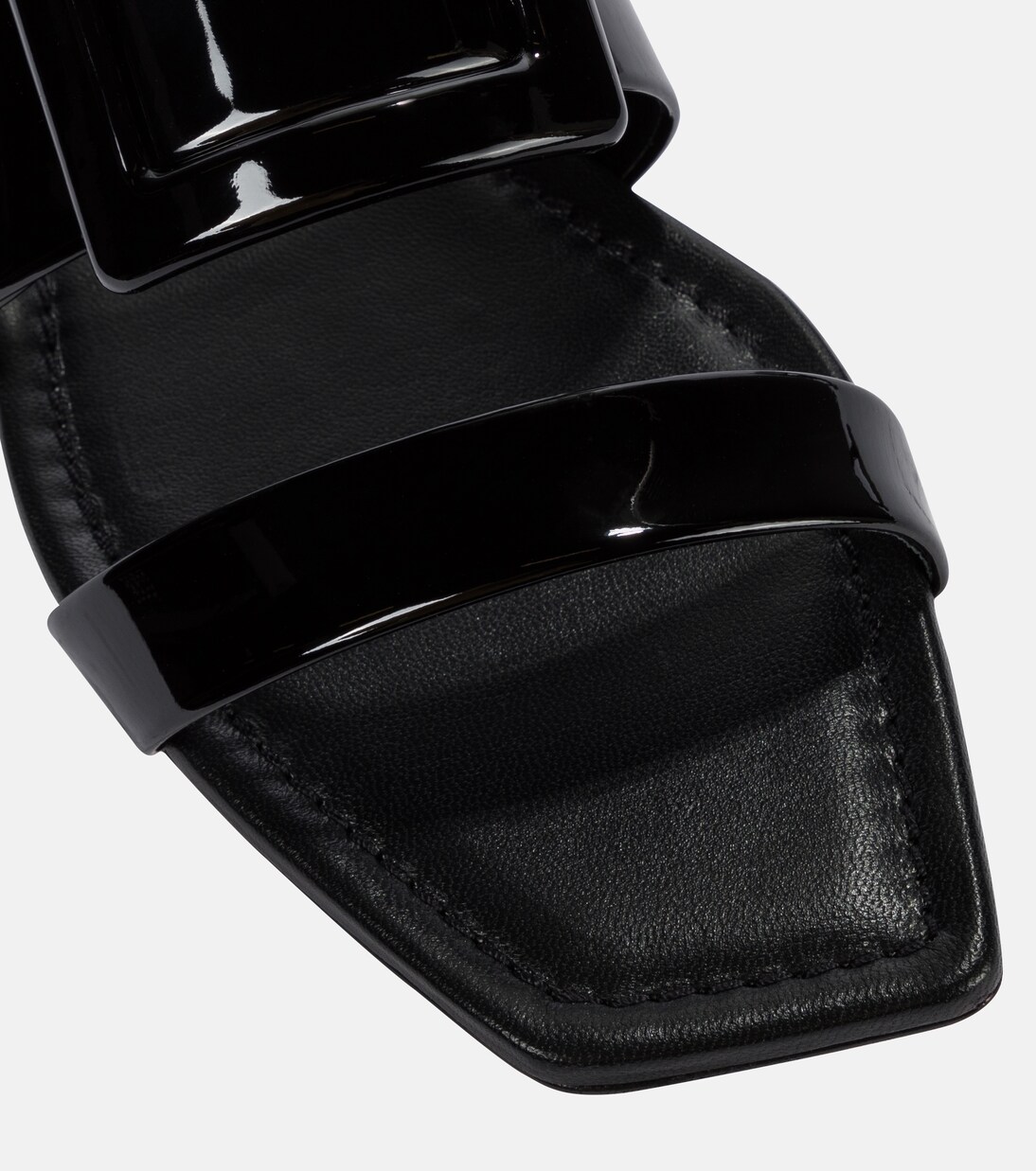 Mules en cuir verni | Roger Vivier
