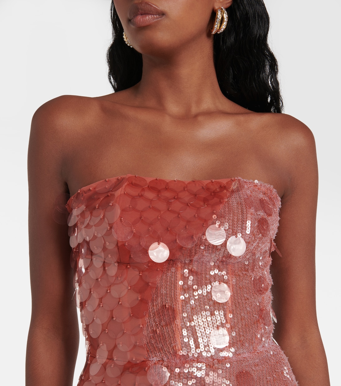 Vestido Corsé con Lentejuelas de Nensi Dojaka para Jóvenes Modernos