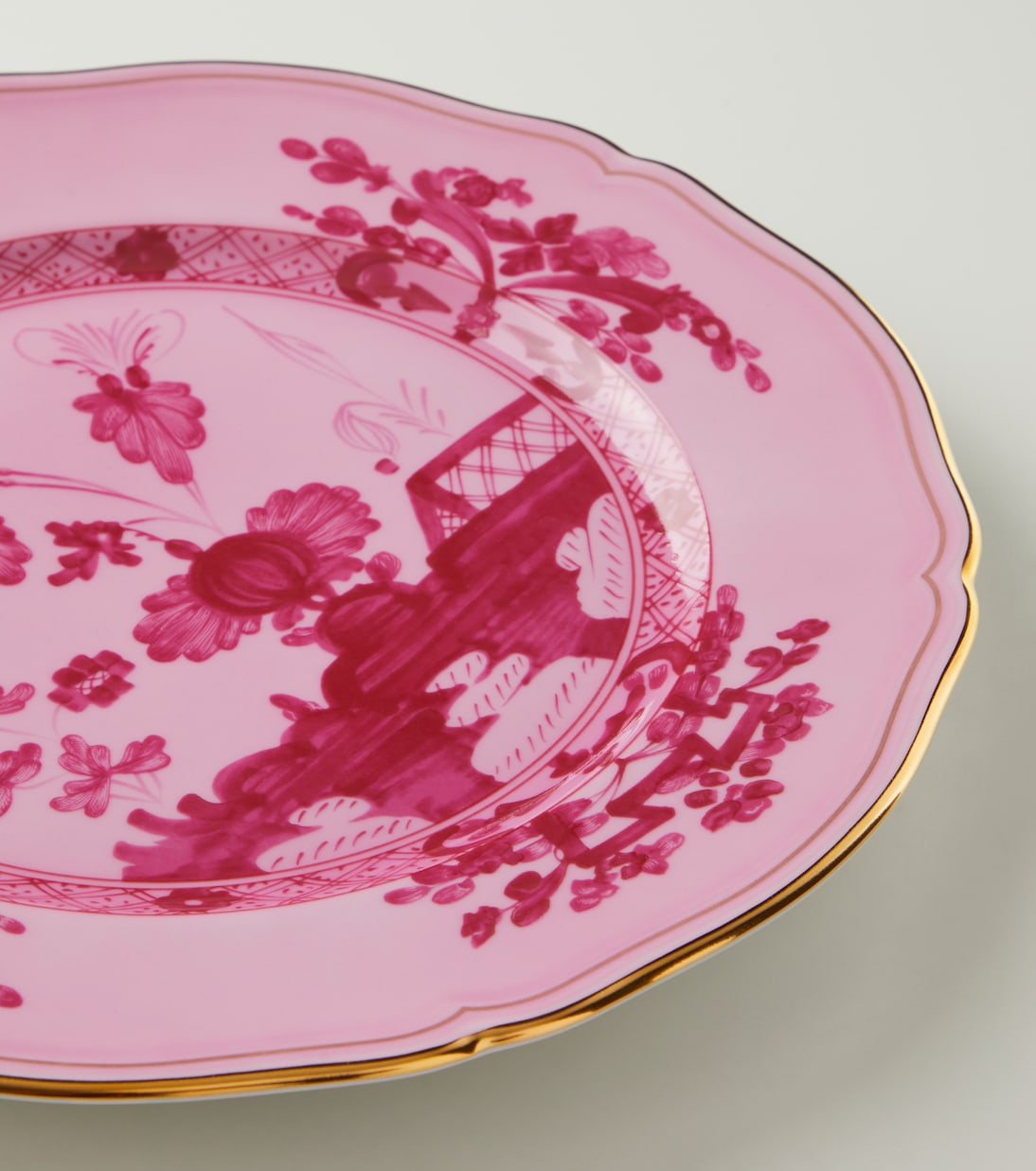 Oriente Italiano porcelain charger plate | Ginori 1735