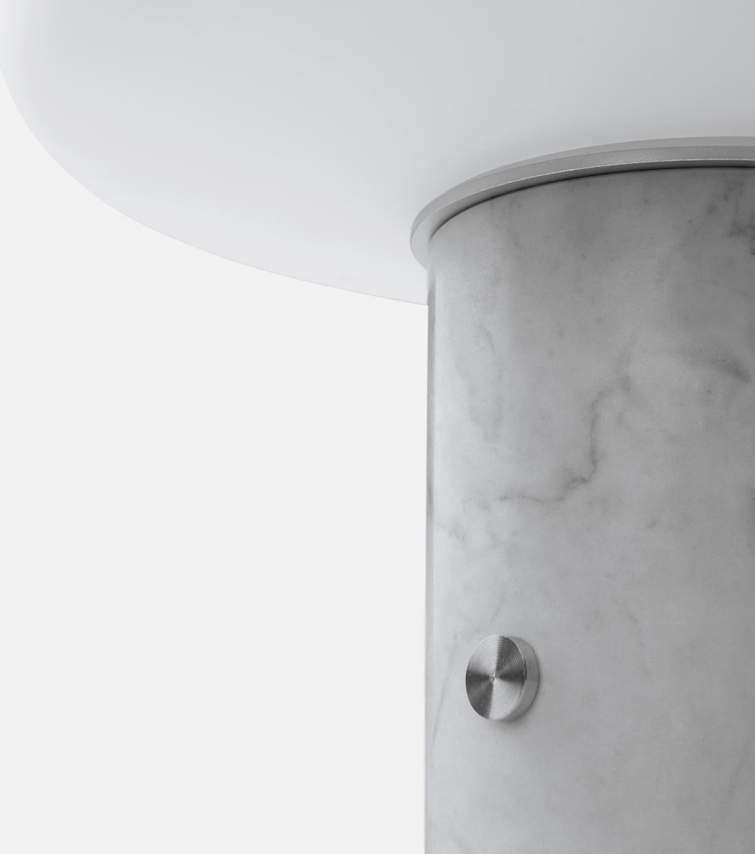 Solid Small Table Light lamp, US plug | Case Furniture