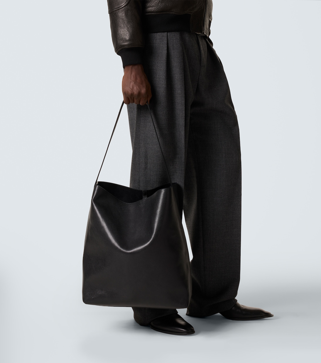 Bold leather tote bag | Saint Laurent