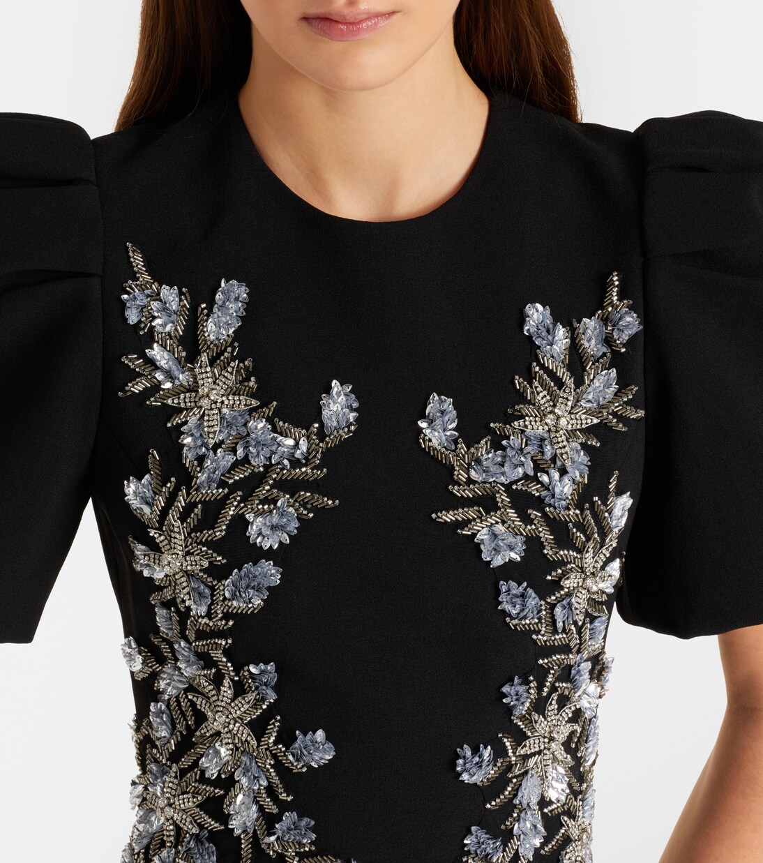 Robe Zephyr mit Kristallen | Rebecca Vallance