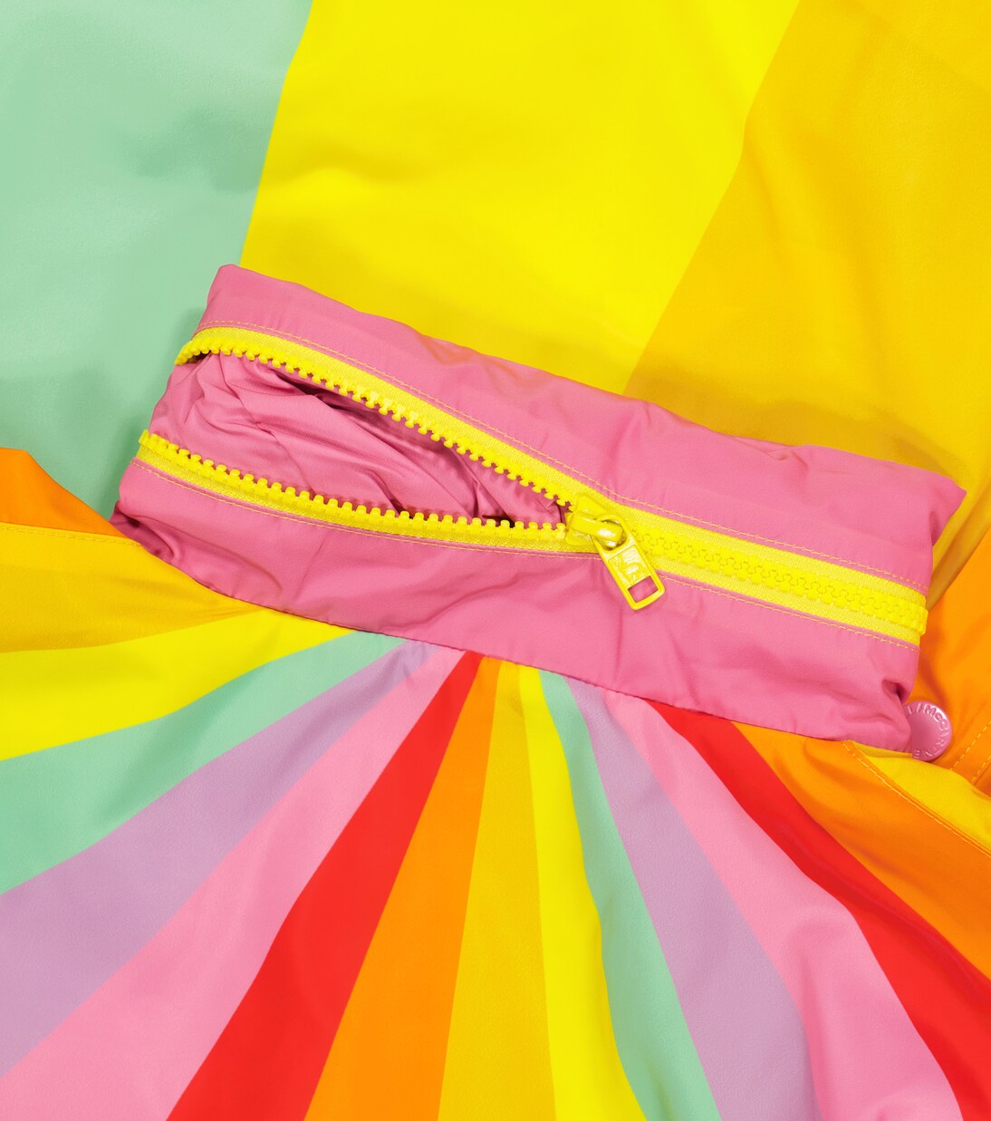 Stella mccartney rainbow shop