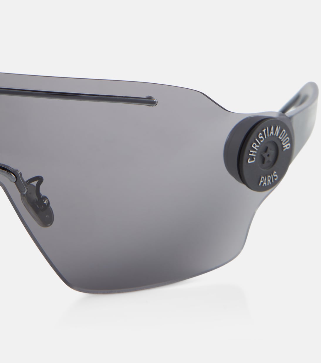 Occhiali da sole DiorPacific M1U: stile audace per giovani trendsetter