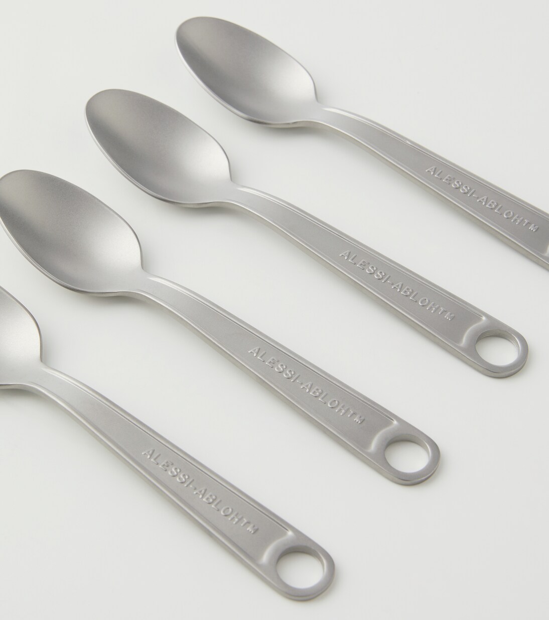 Conversational Objects 16-piece flatware set by Virgil Abloh | Alessi