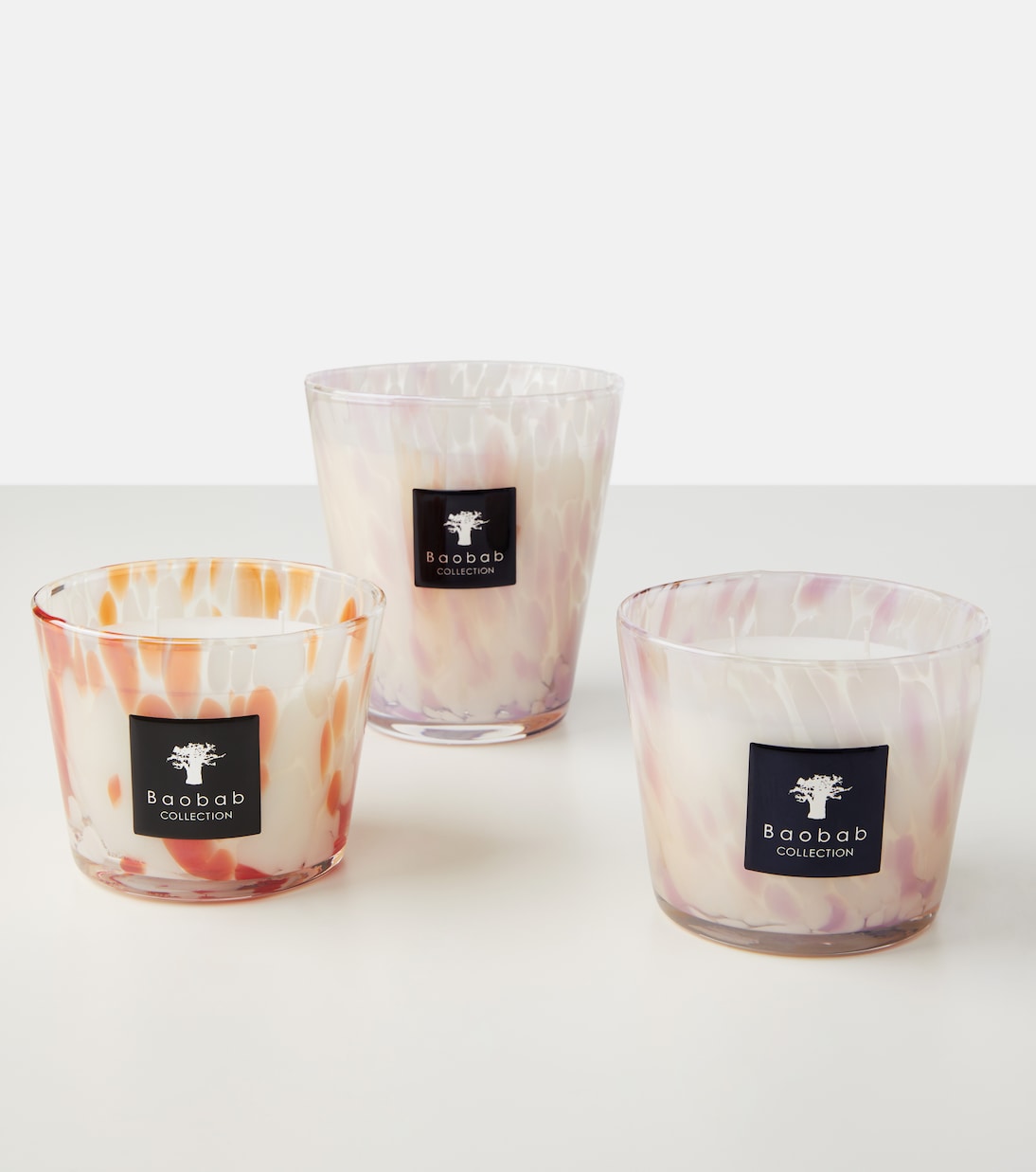 Pearls White Medium scented candle | Baobab Collection