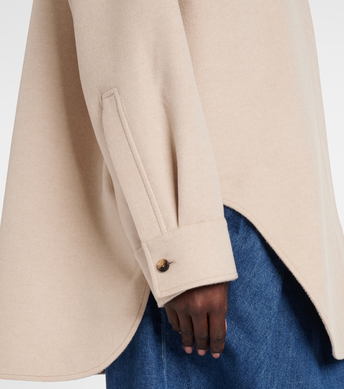 Hemdjacke aus Wolle und Kaschmir mit Leder | Loewe