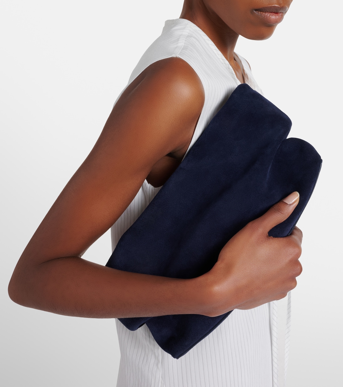 Clutch Nina Small aus Veloursleder | Aesther Ekme