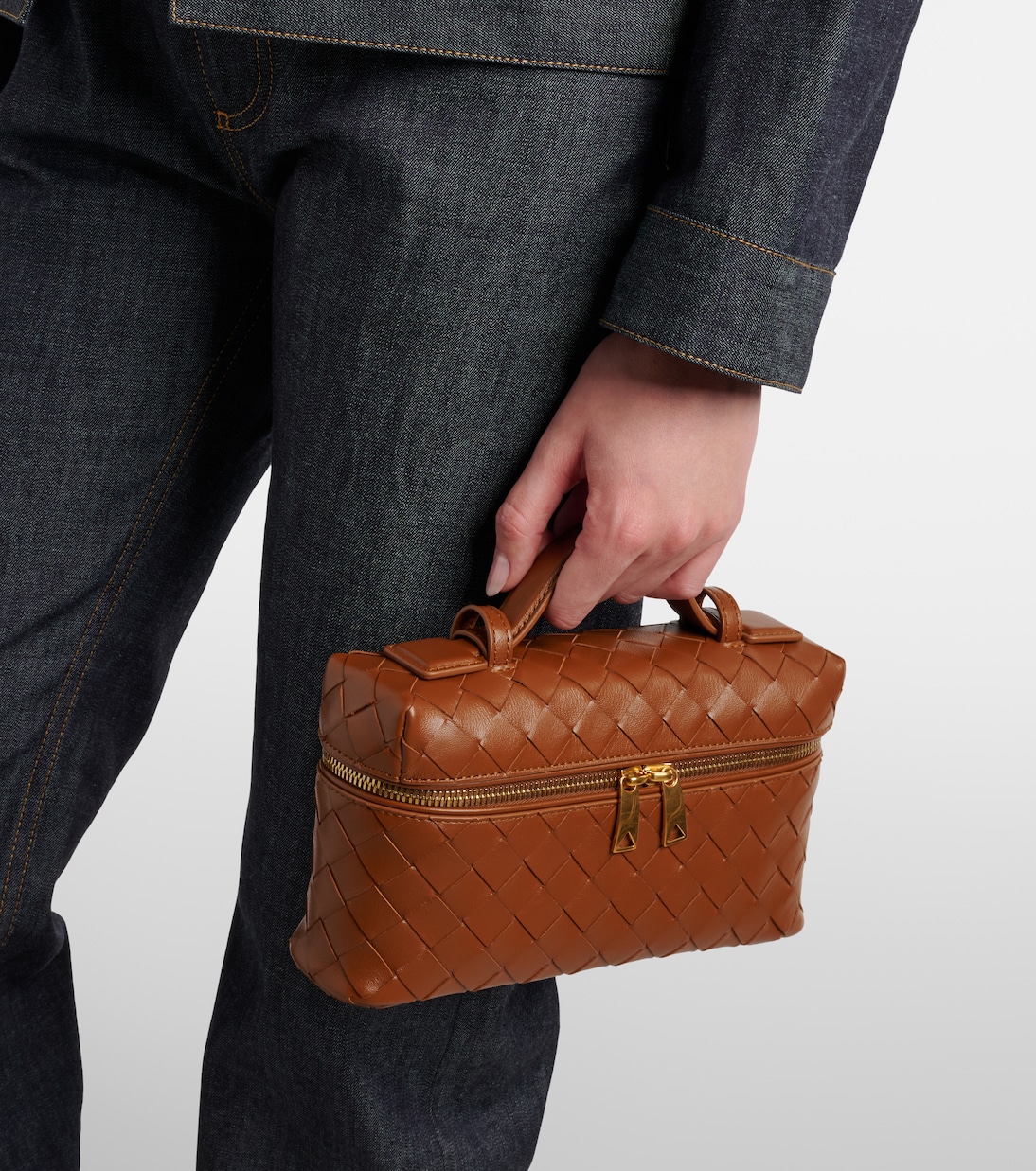 Bang Bang Intrecciato leather vanity bag | Bottega Veneta