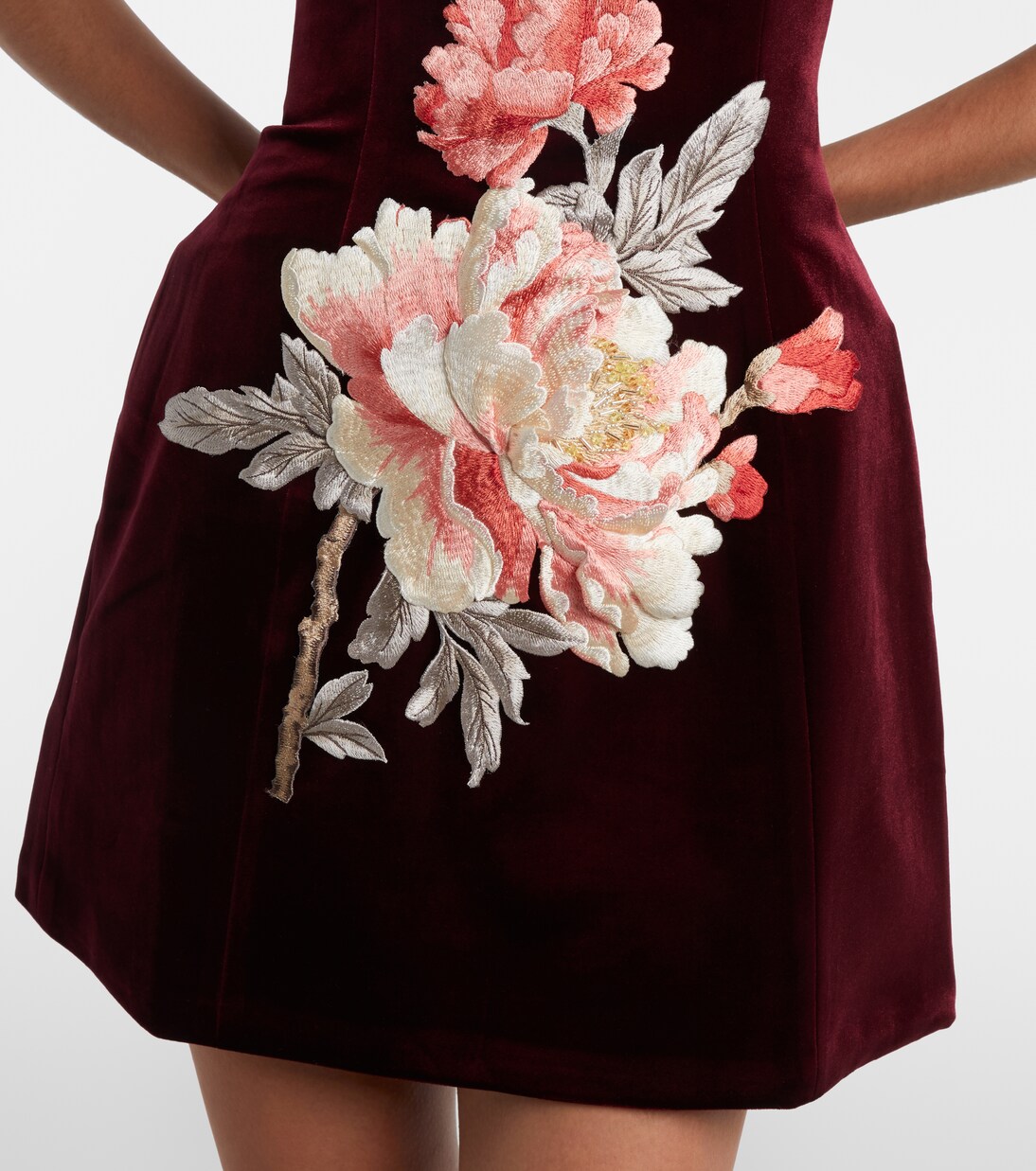 Besticktes Minikleid Rosario aus Samt | Leo Lin