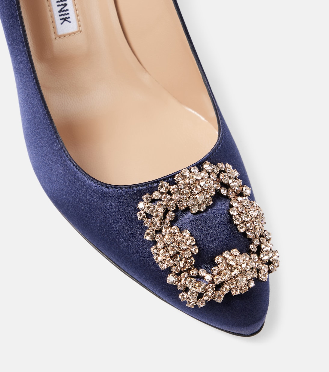 Escarpins Hangisi en satin à ornements | Manolo Blahnik