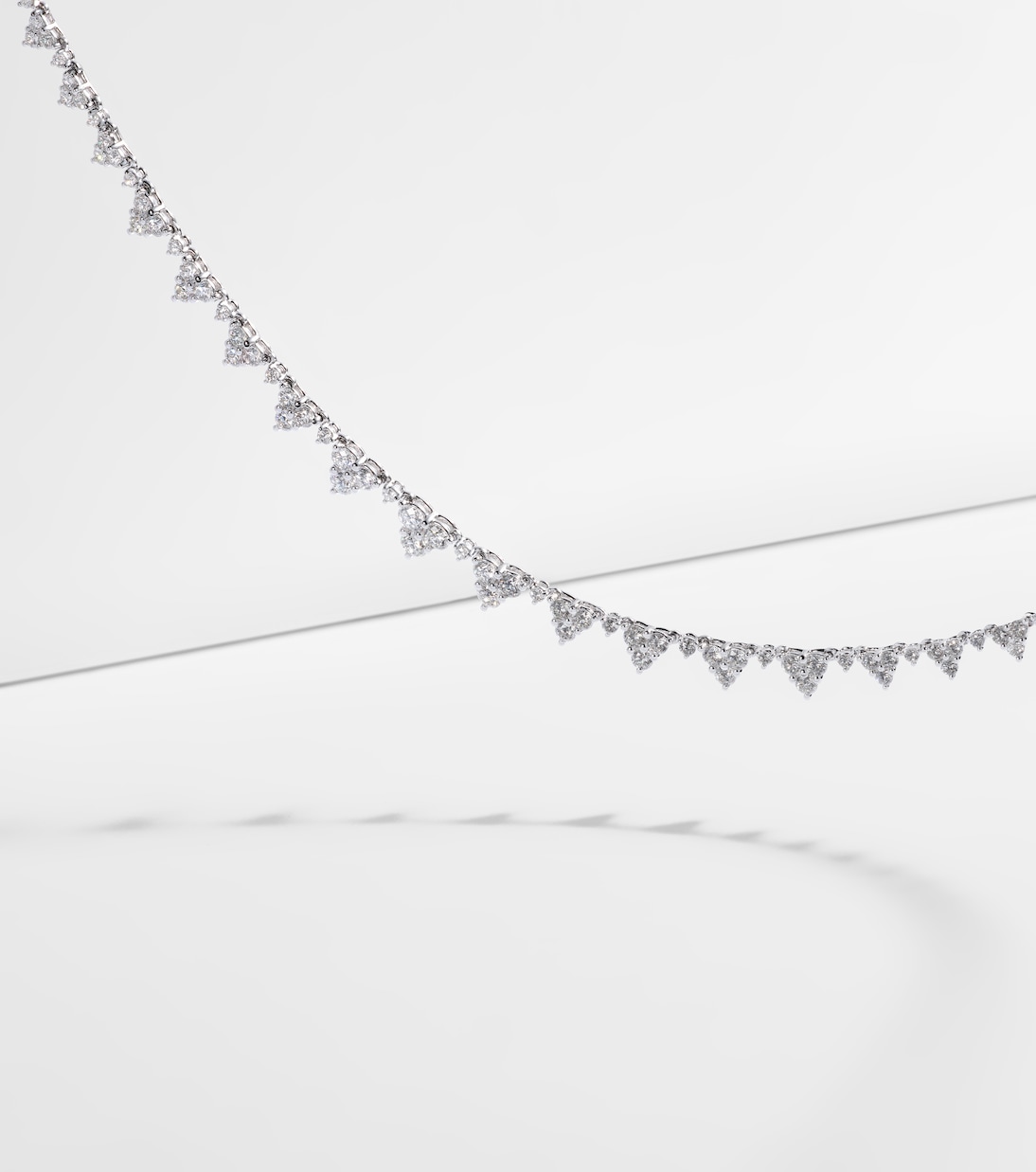 Choker Eternity in oro bianco 18kt con diamanti | Anita Ko
