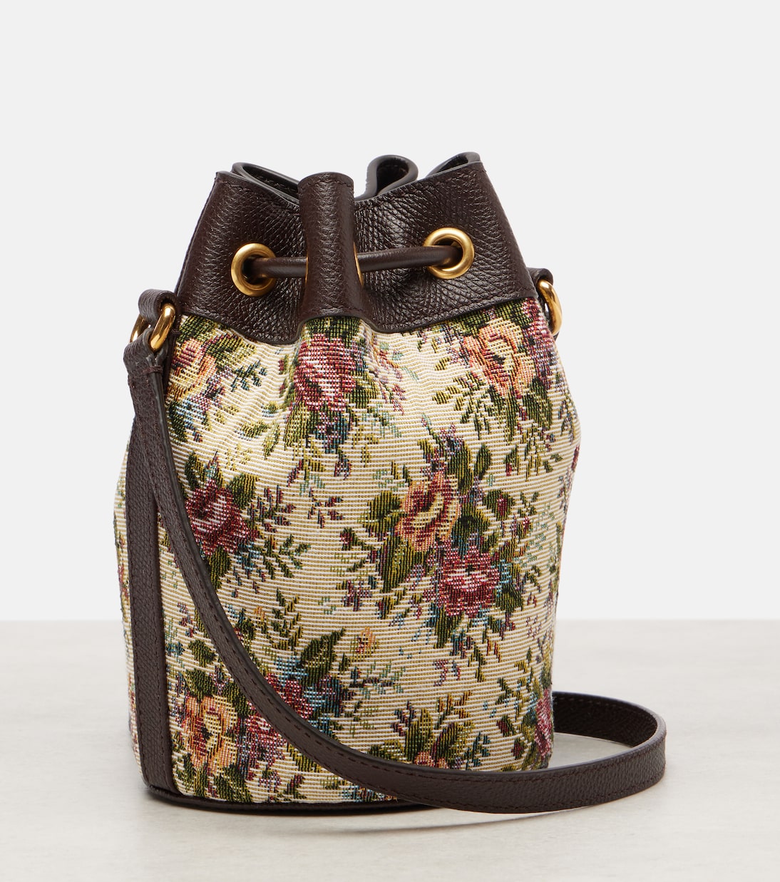 VLogo Signature Small canvas bucket bag | Valentino Garavani