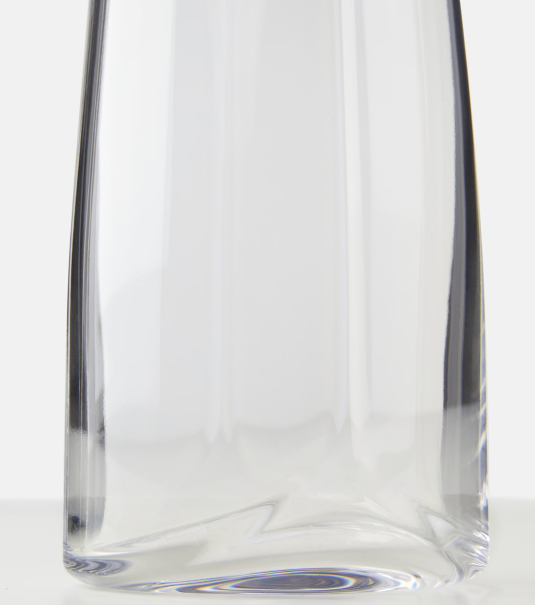 Hew carafe | Zaha Hadid Design