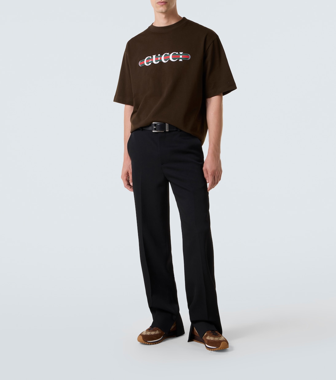 حذاء سنيكرز مقلّم بالجلد السويدي Re-Motion GG Canvas | Gucci