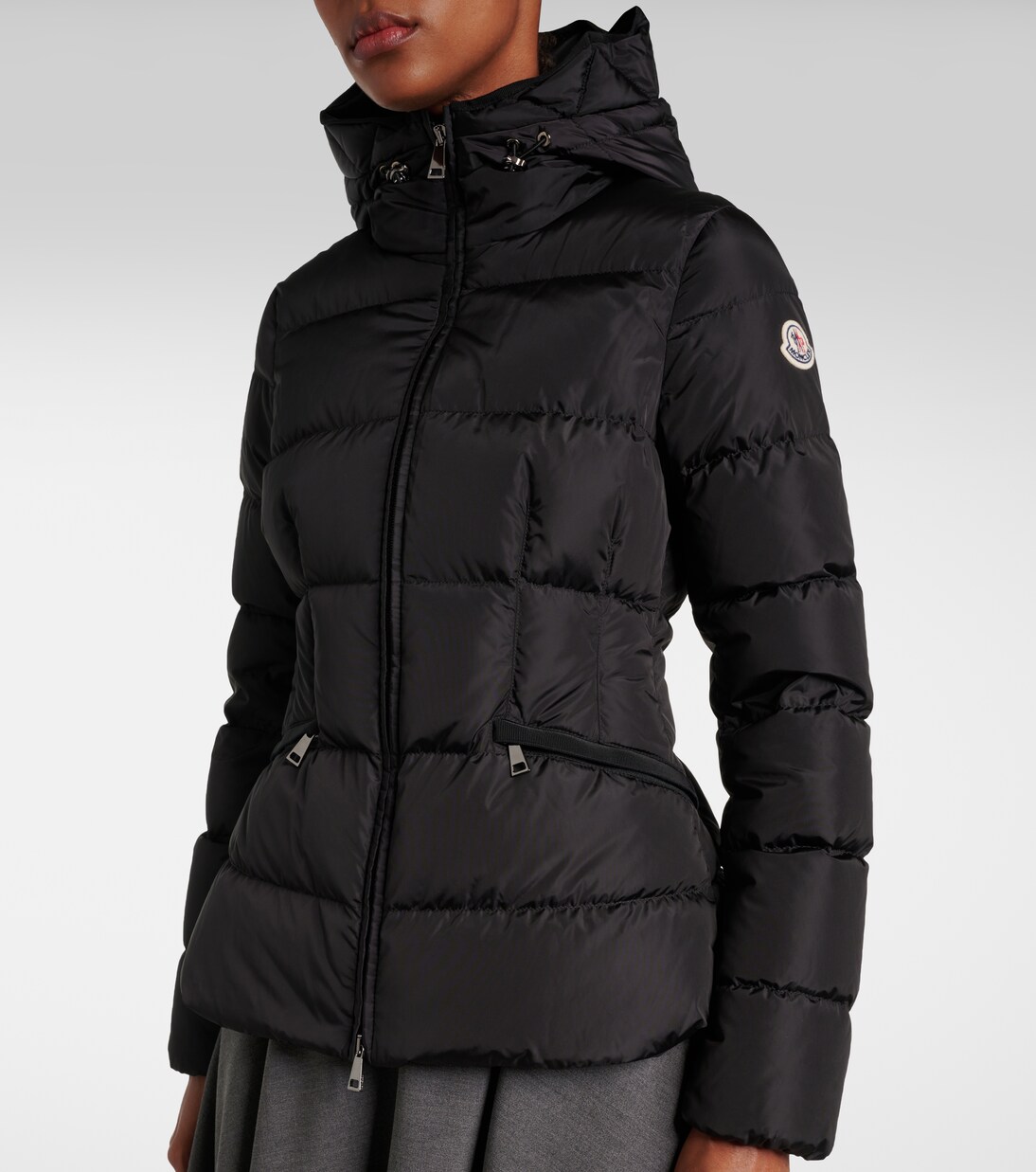Chaqueta de Plumas Moncler Avoce para Jóvenes Modernos