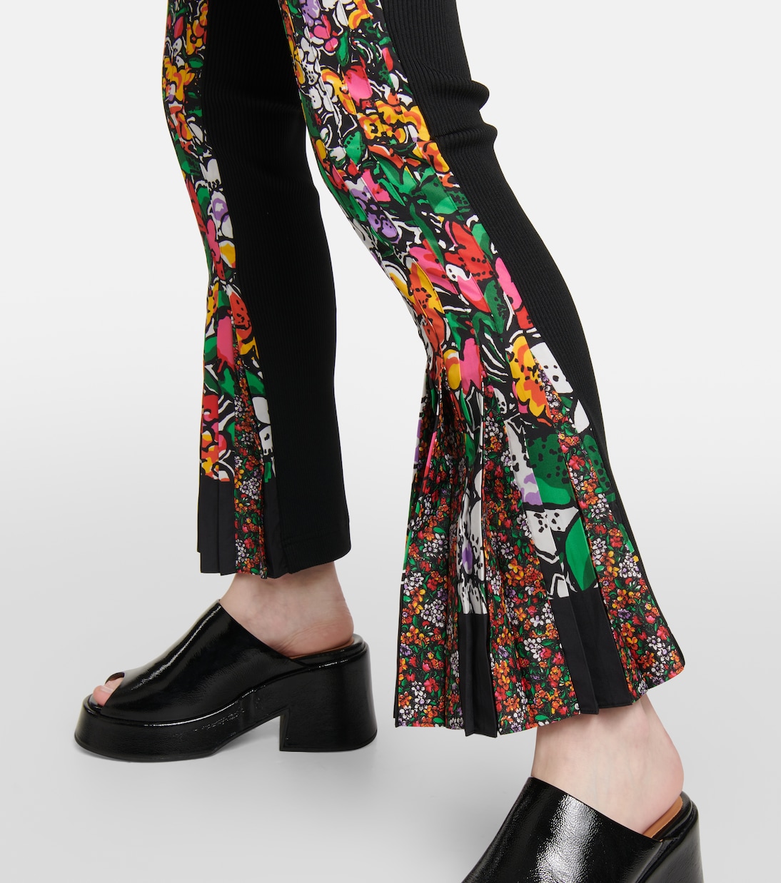 Pantalon à taille haute et à fleurs | Sacai
