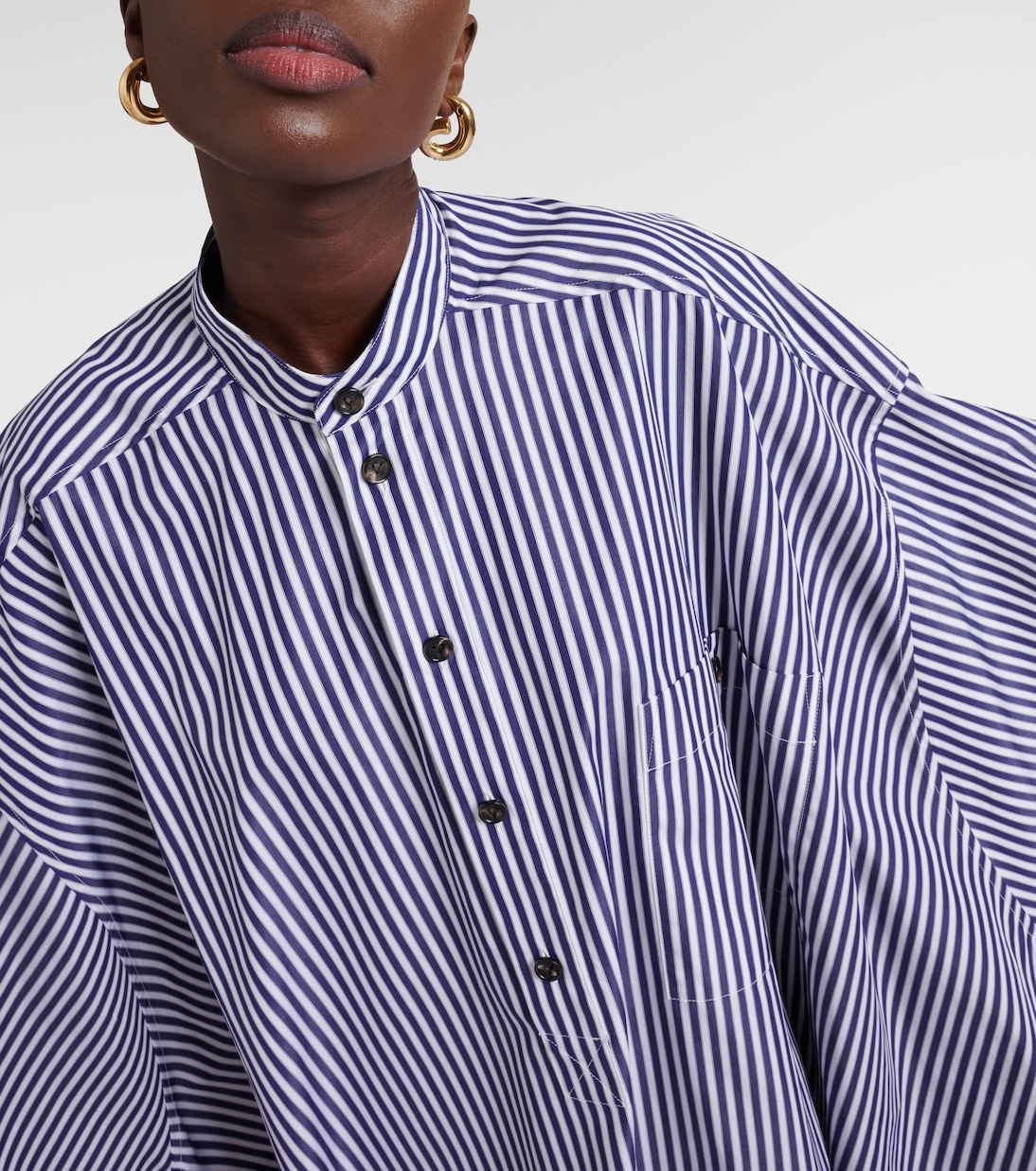 Vestido Camisero de Algodón con Rayas por Bottega Veneta para Jóvenes Modernos