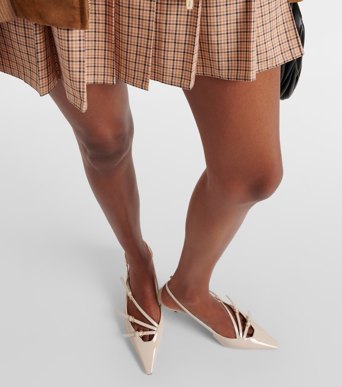 Pumps slingback in vernice | Miu Miu