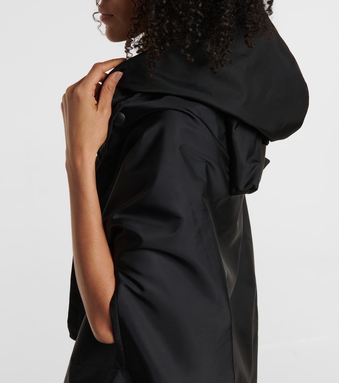 Mantella in gabardine Re-Nylon | Prada