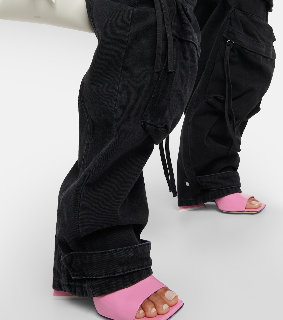 Pantalon cargo Fern à taille basse en jean | The Attico