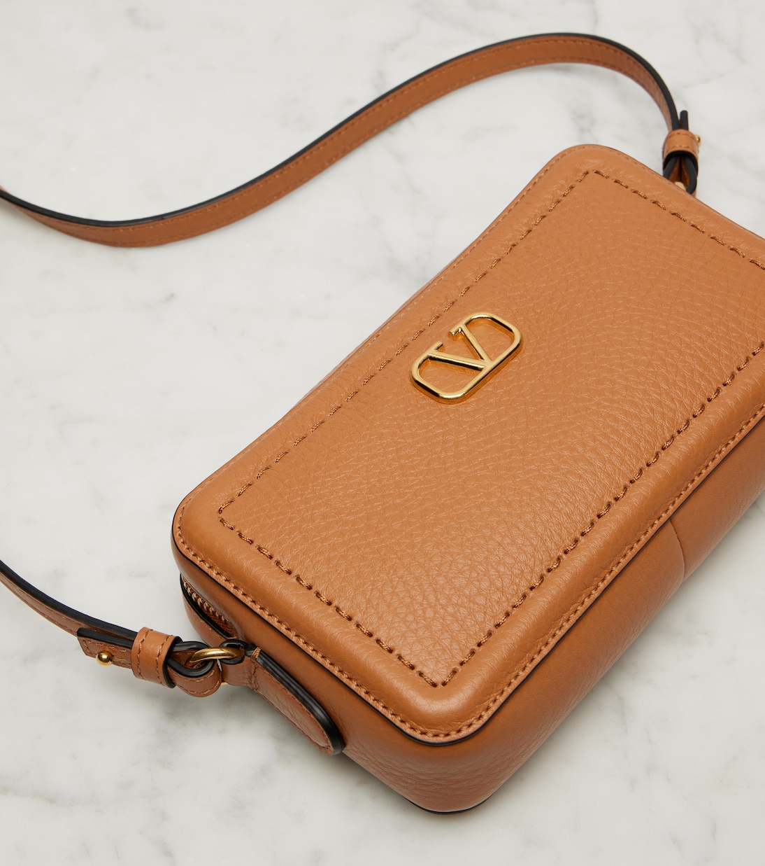 Schultertasche Alltime Mini aus Leder | Valentino Garavani