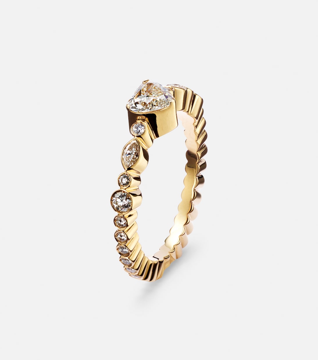 Anello in oro 18kt con diamanti 