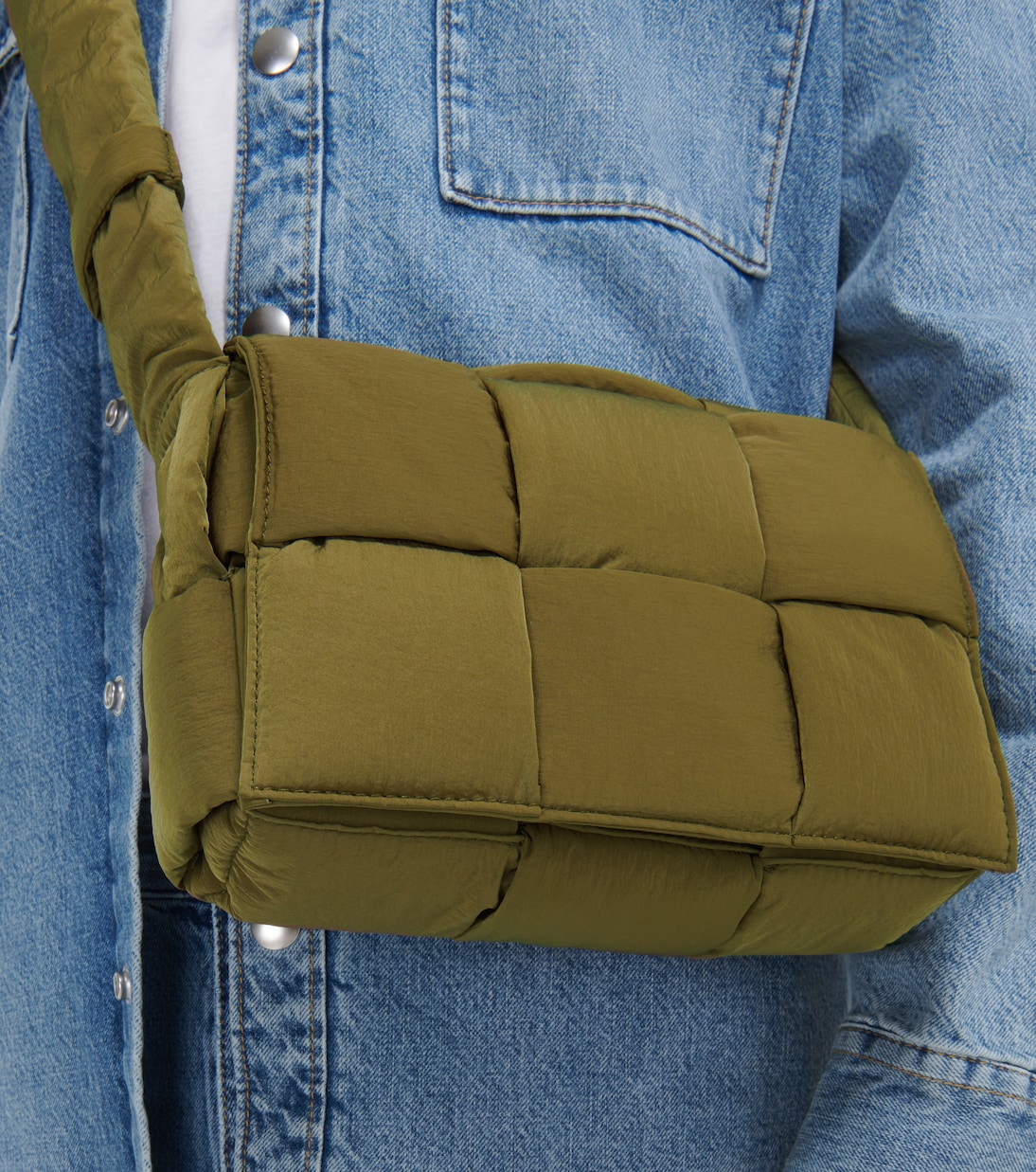 Messenger Bag Padded Tech Cassette Small | Bottega Veneta