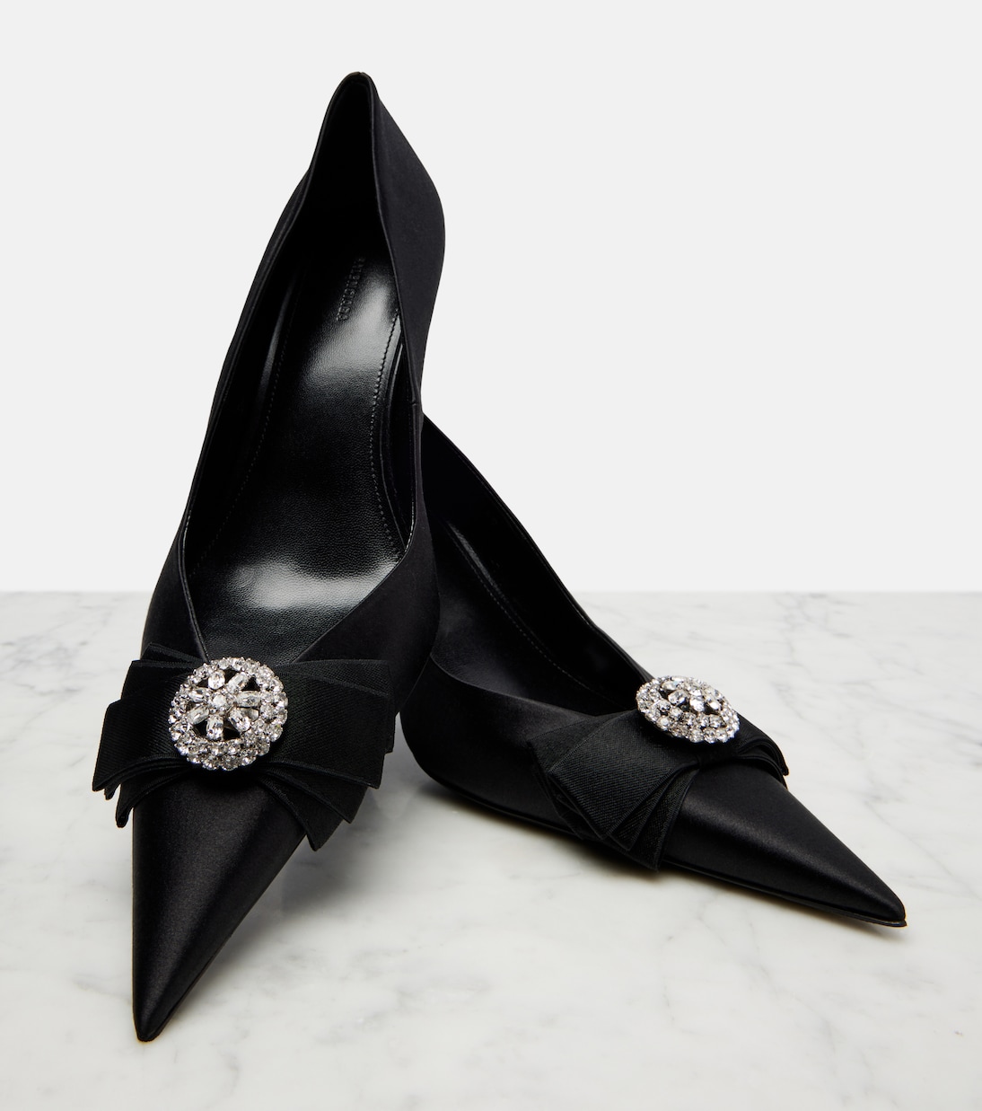 Pumps Avenue Palazzo 90 aus Satin mit Kristallen | Balenciaga