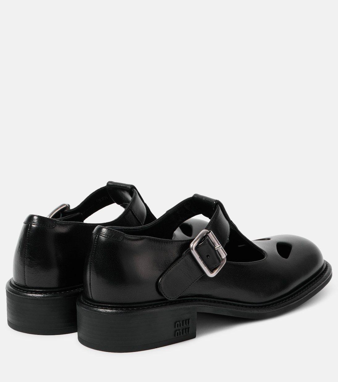 Scarpe in pelle con cut-out | Miu Miu
