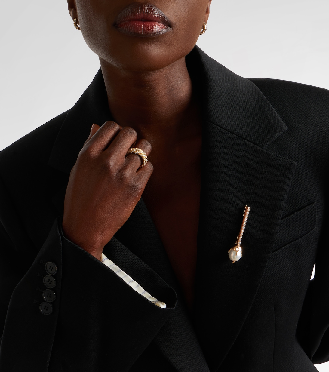 14kt gold brooch with diamonds and pearls | Mateo