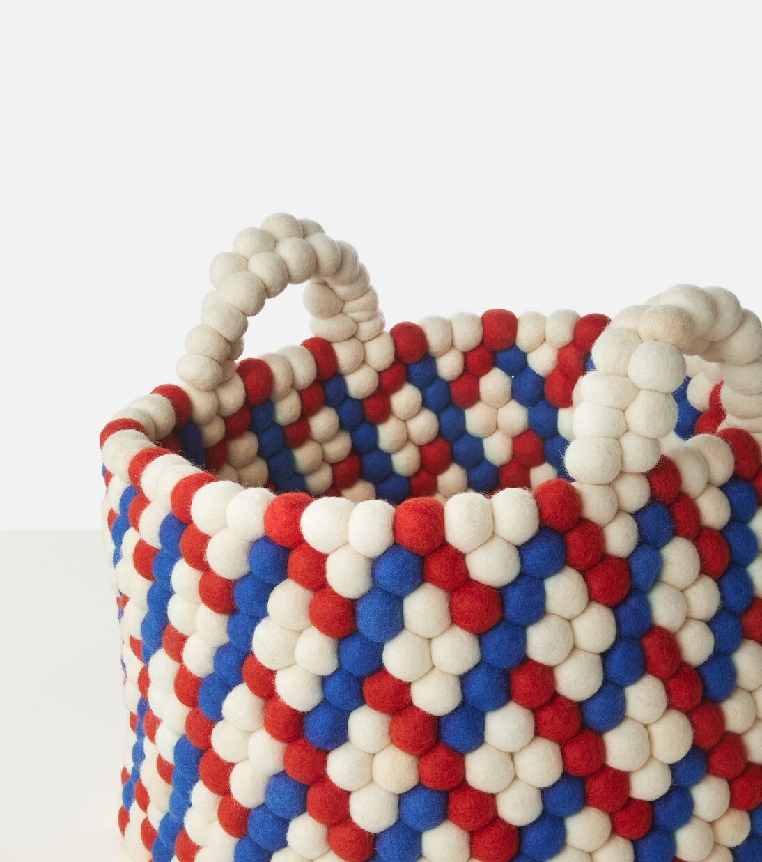 Bead basket | Hay