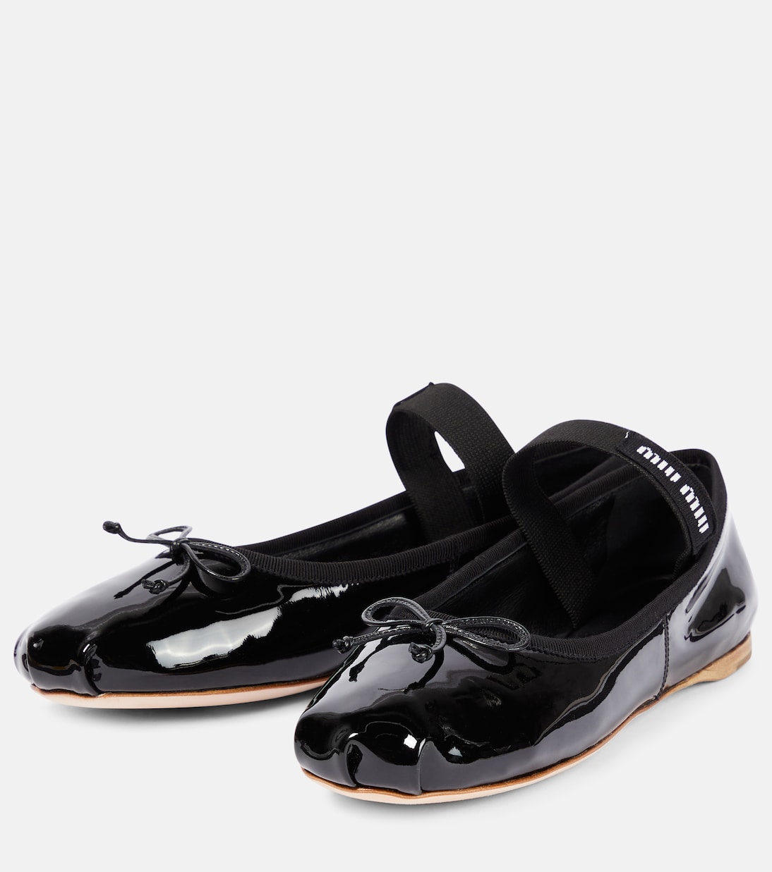 Ballerine in vernice con logo | Miu Miu