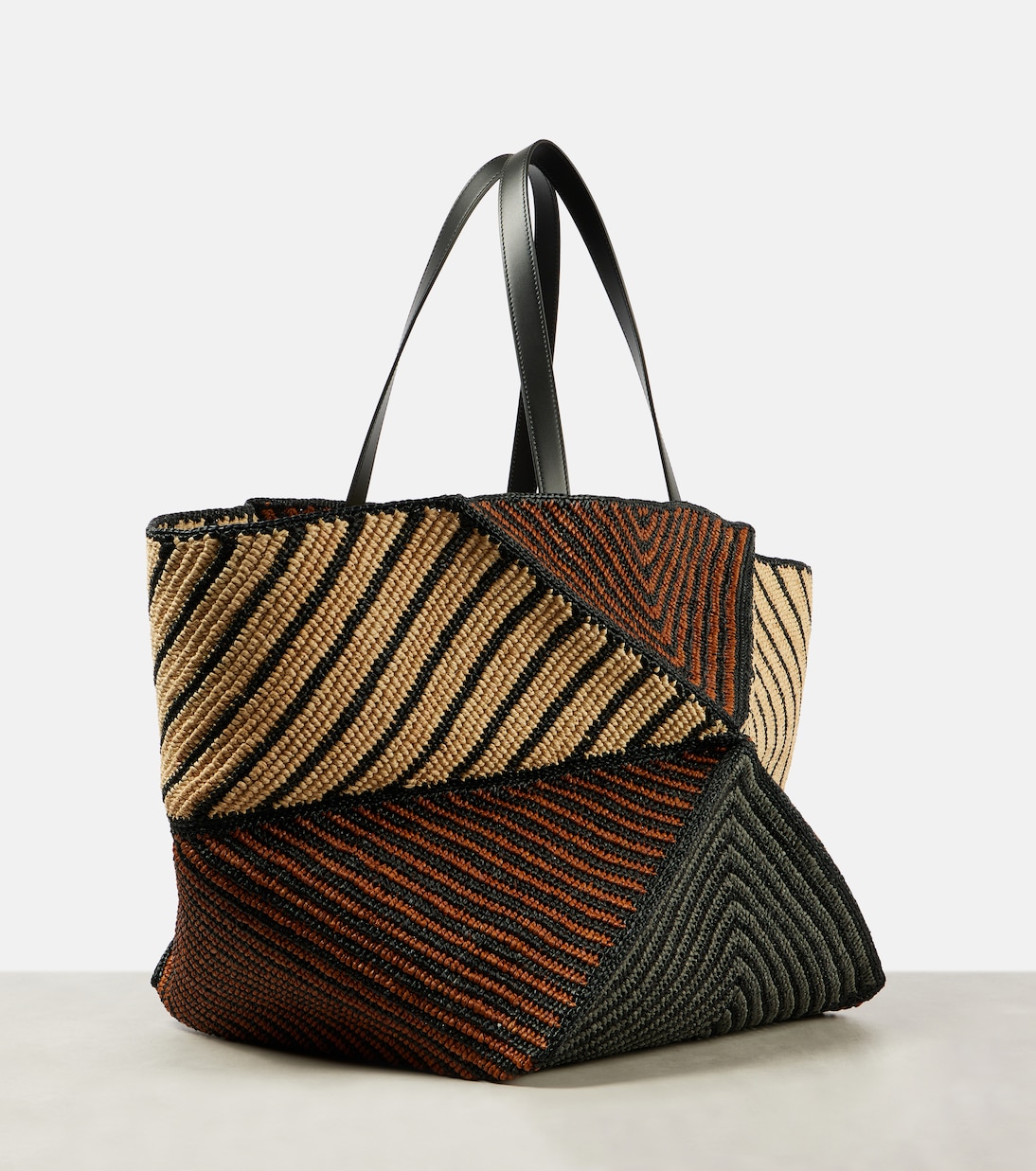 Cabas Puzzle Fold XXL en raphia | Loewe