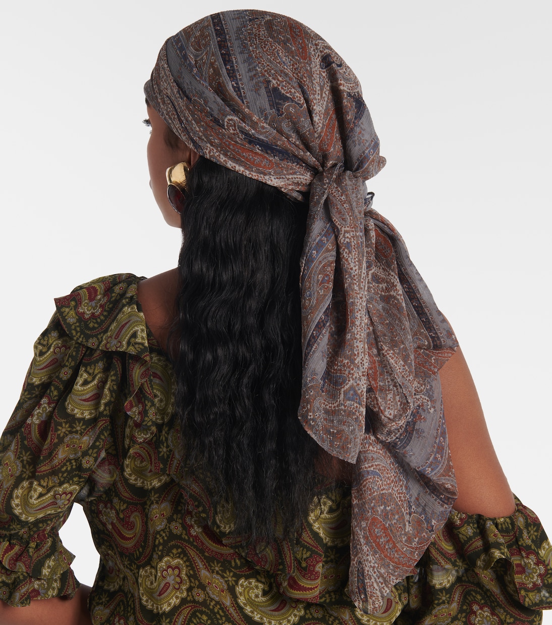 Foulard in seta stampata Saint Laurent per stile giovane e trendy