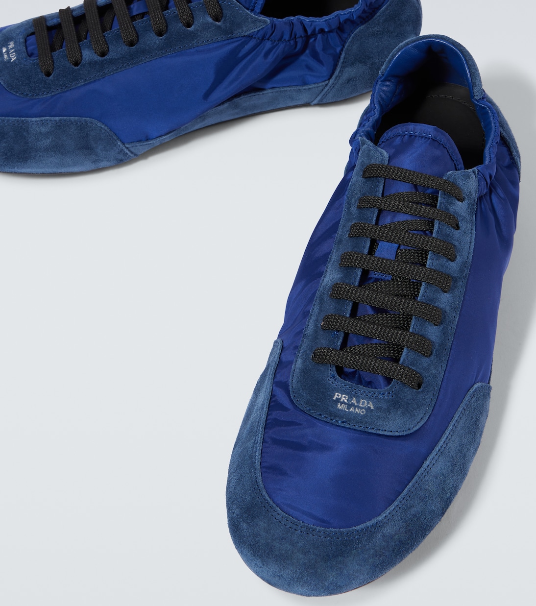 Sneakers Collapse aus Re-Nylon mit Veloursleder | Prada