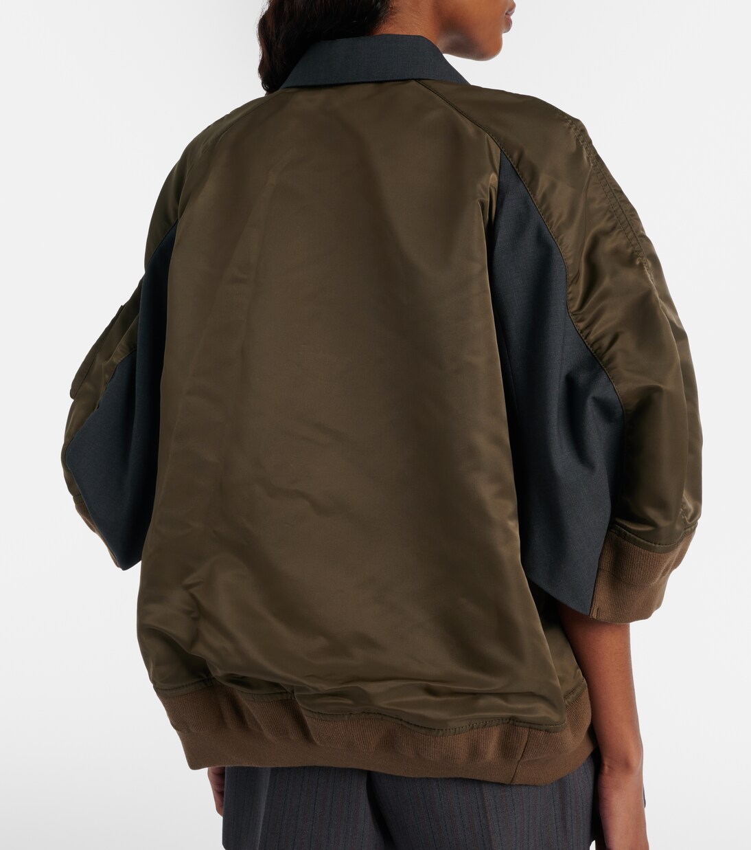 جاكيت مغطاة بأجزاء | Sacai