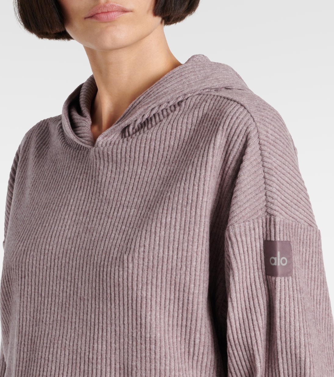 Sudadera con capucha cropped Muse | Alo Yoga