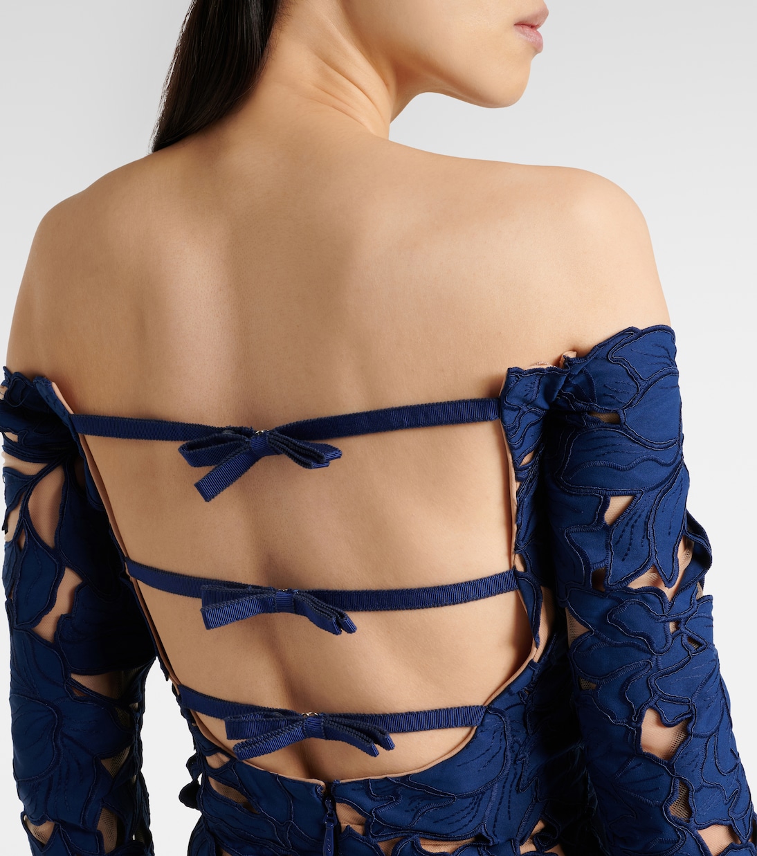 Off-Shoulder-Robe aus Guipure-Spitze | Costarellos