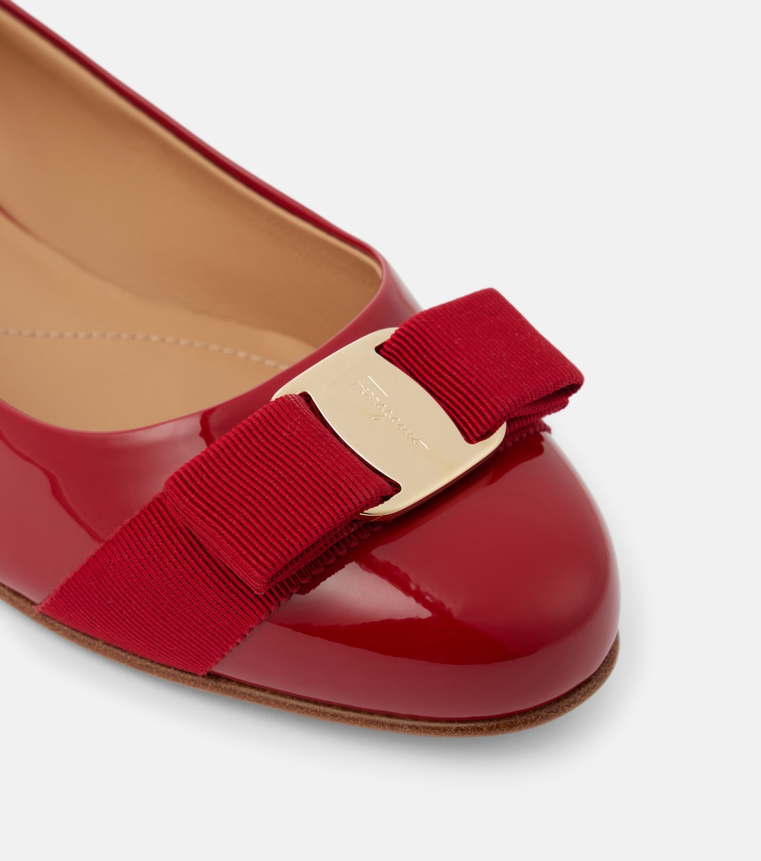 Varina patent leather ballet flats  | Ferragamo