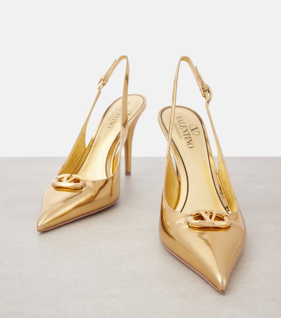 VLogo Signature leather slingback pumps | Valentino Garavani