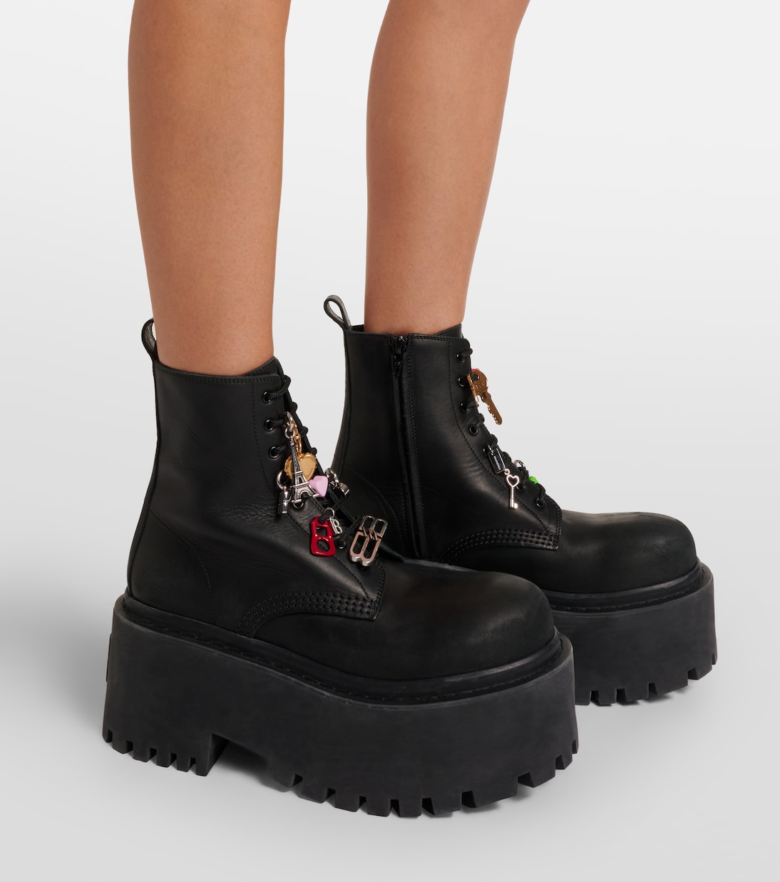 Botas con plataforma de piel adornadas | Balenciaga