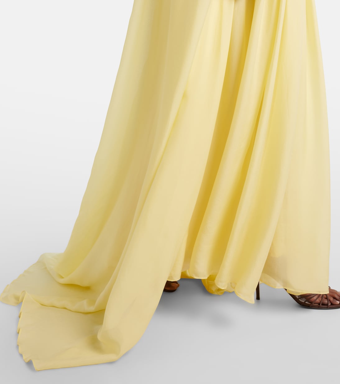 Butter Yellow draped caped gown | Là Fuori