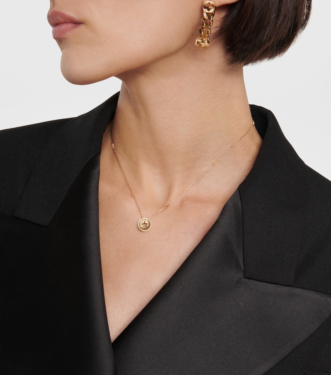 Collana in oro 18kt firmata GUCCI, stile iconico per giovani trendsetter