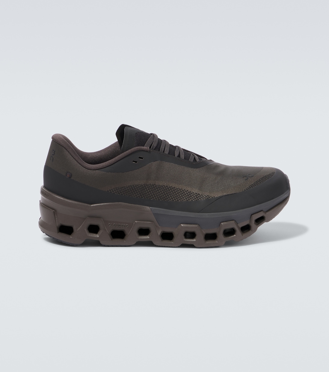 x Post Archive Faction Cloudmonster 2 running shoes | On