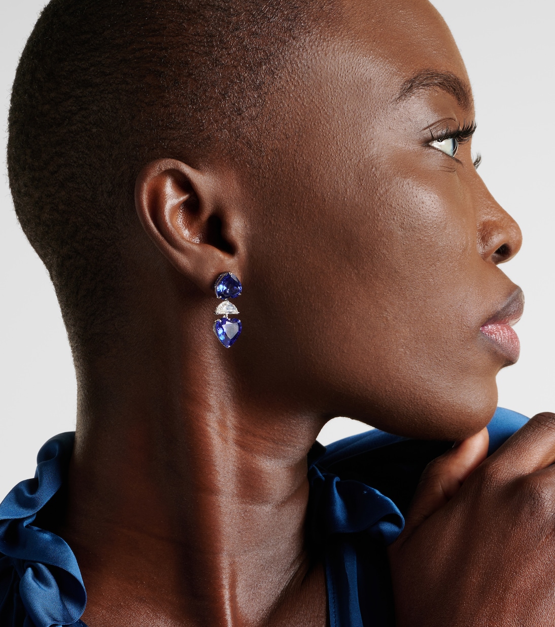 Boucles d'oreilles Heart en or blanc 18 ct, tanzanites et diamants | Kamyen