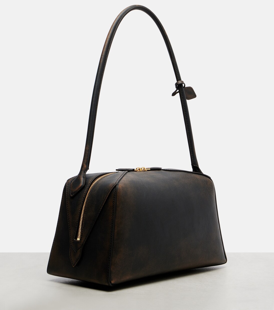 Le Bouledogue leather shoulder bag | Alaïa